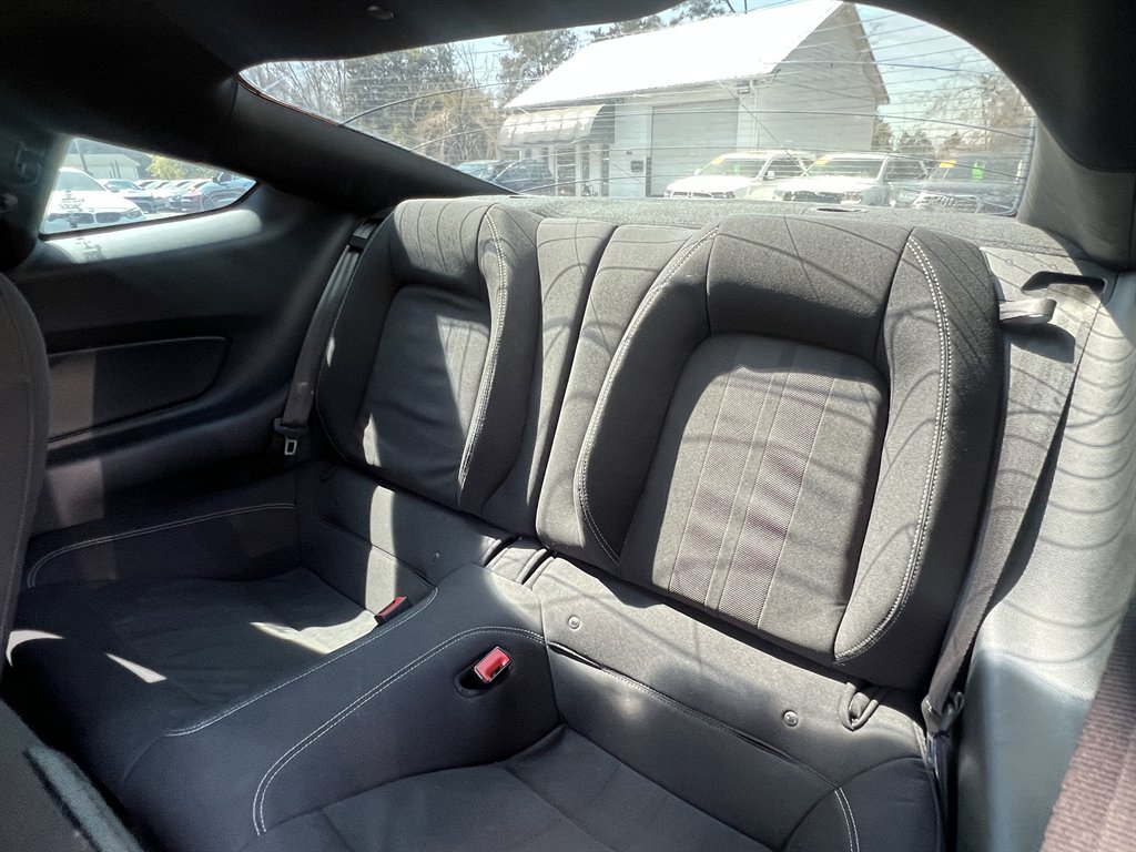 2018 Ford Mustang - $15,995