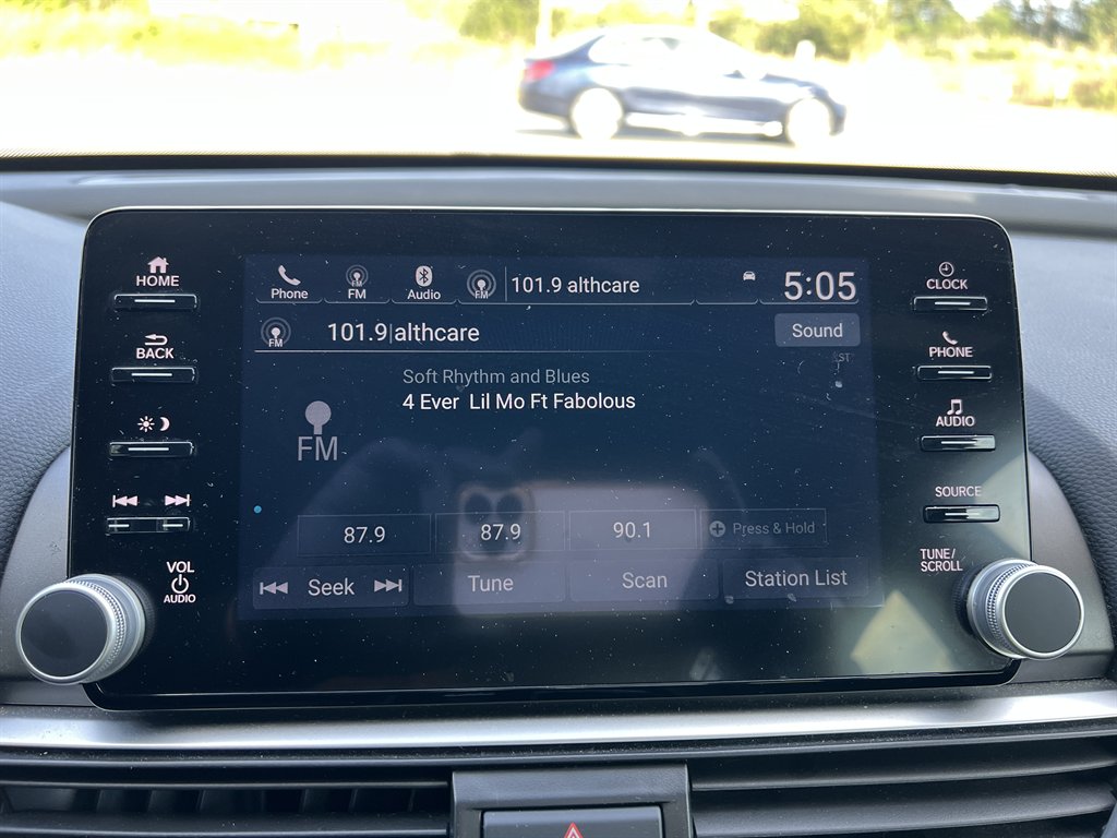 2022 Honda Accord - $22,995