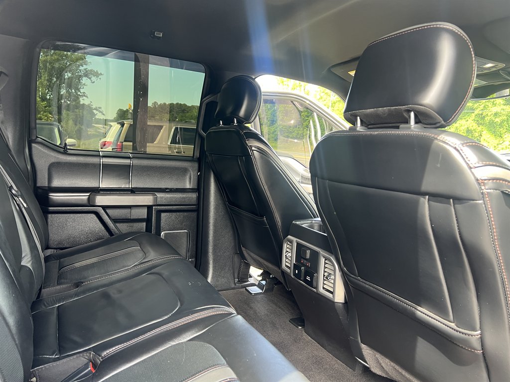 2019 Ford F150 - $27,995