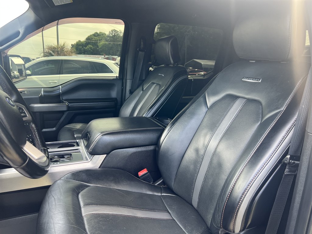 2019 Ford F150 - $27,995