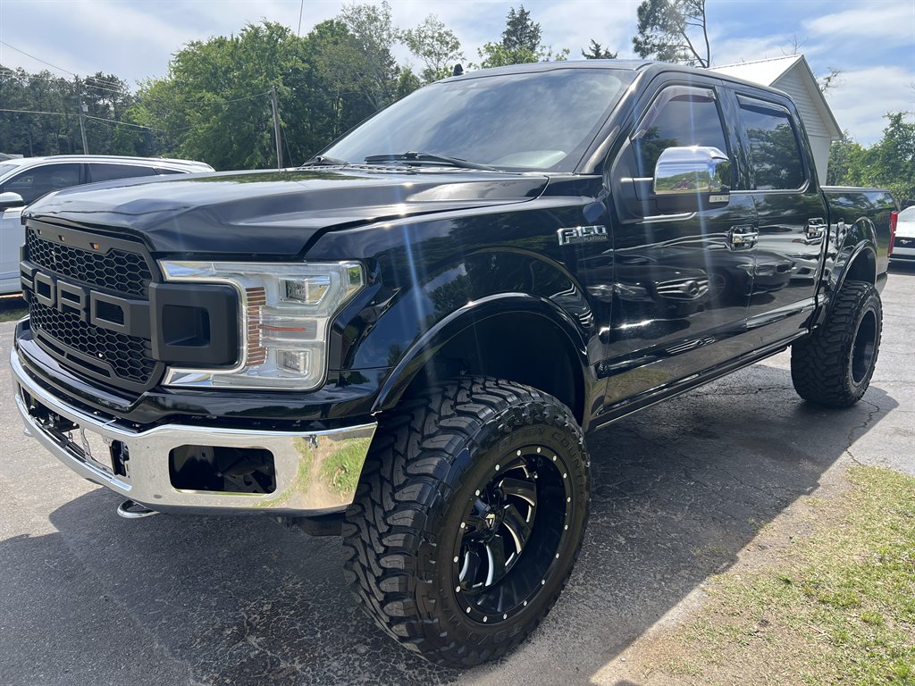 2019 Ford F150 - $27,995