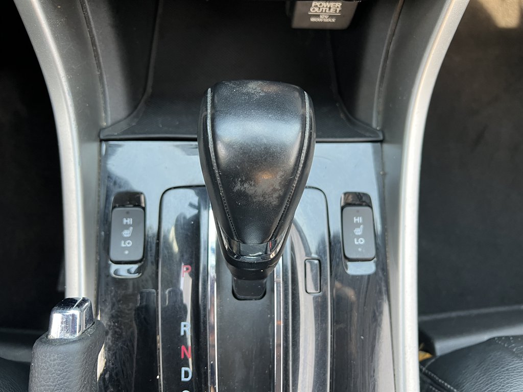 2016 Honda Accord - $15,995