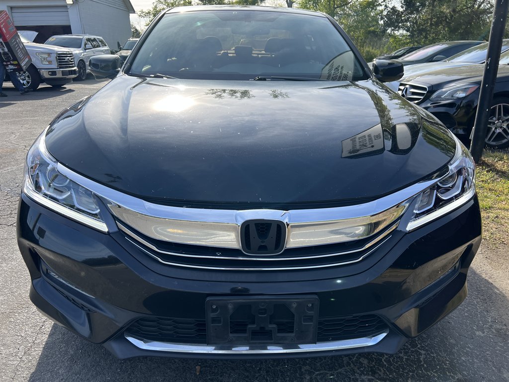 2016 Honda Accord - $15,995