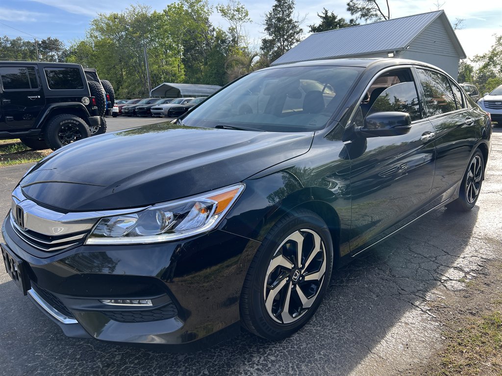 2016 Honda Accord - $15,995