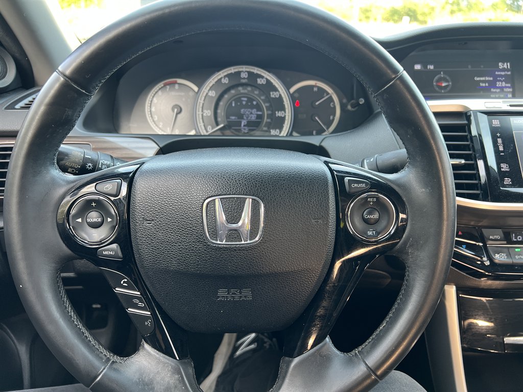2016 Honda Accord - $15,995