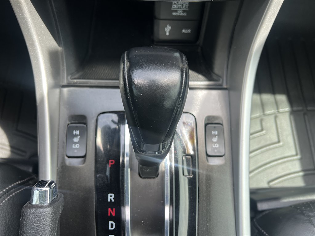 2014 Honda Accord - $17,995