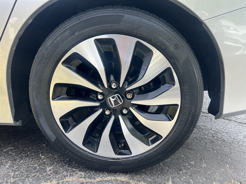 2014 Honda Accord - $17,995