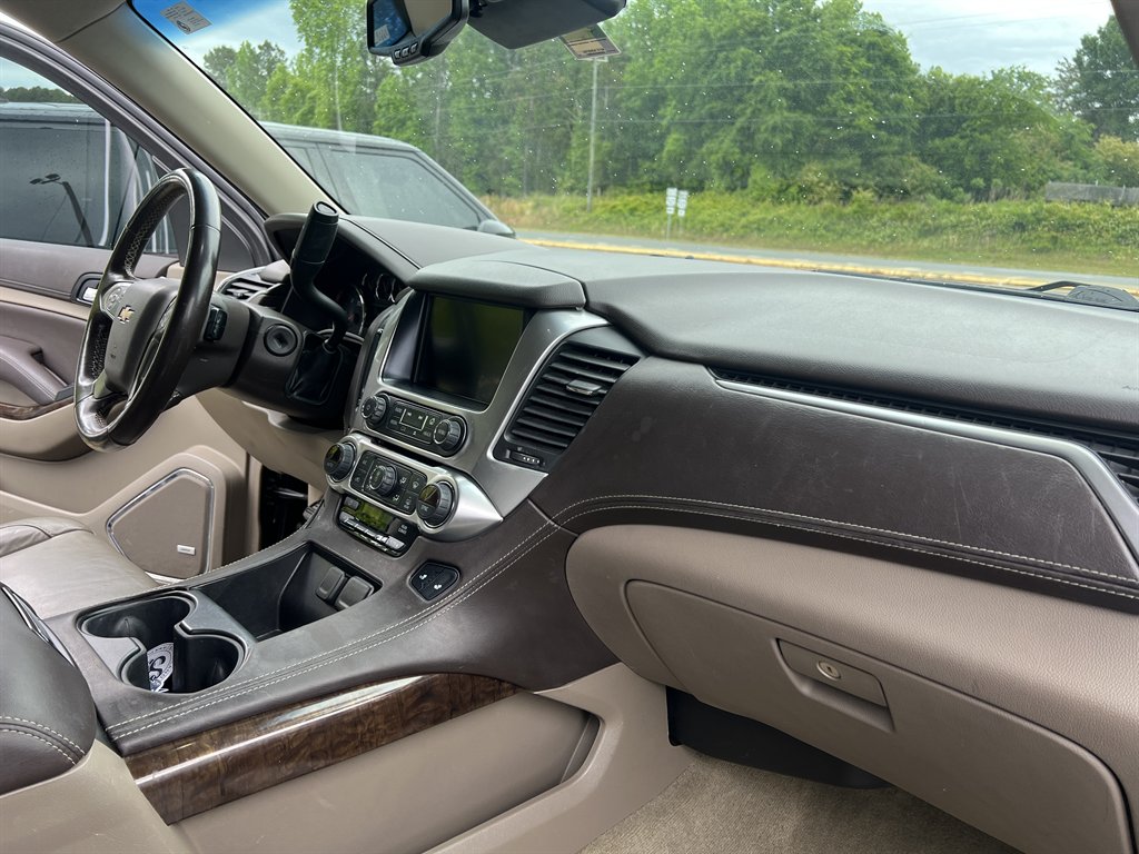 2019 Chevrolet Suburban - $24,995