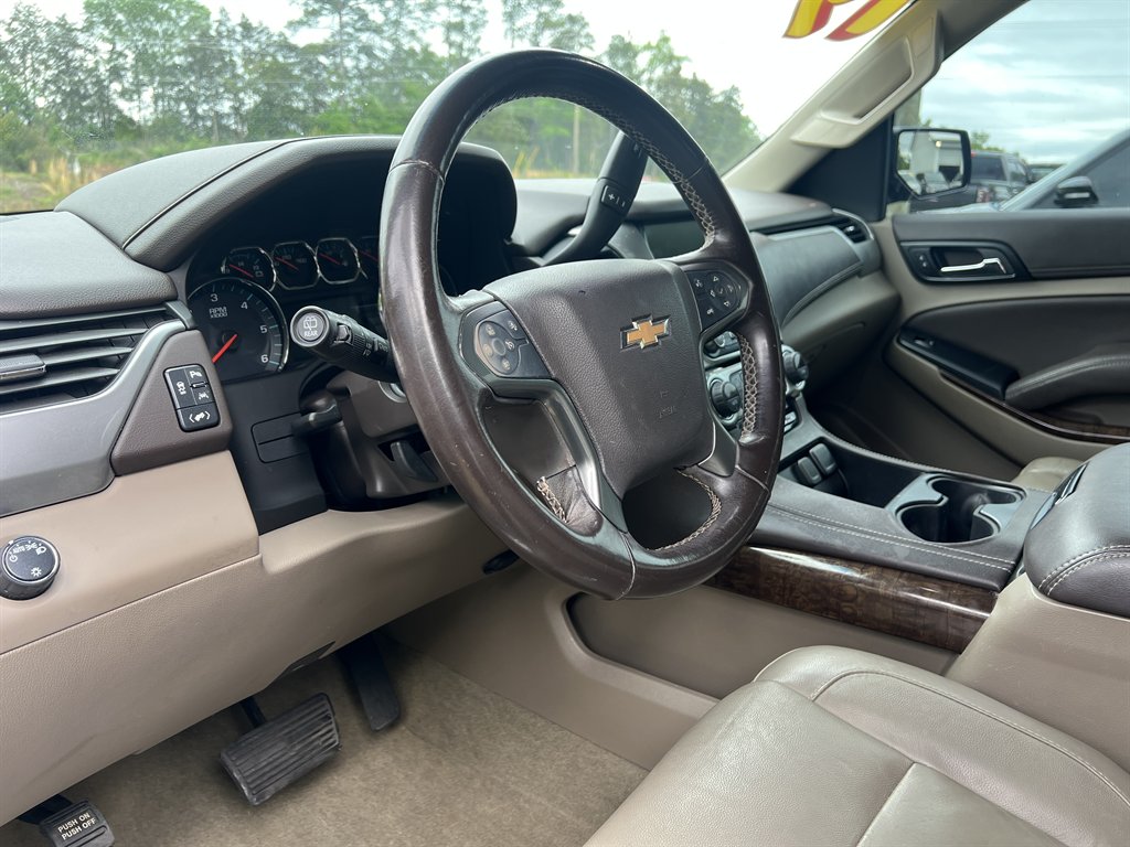 2019 Chevrolet Suburban - $24,995