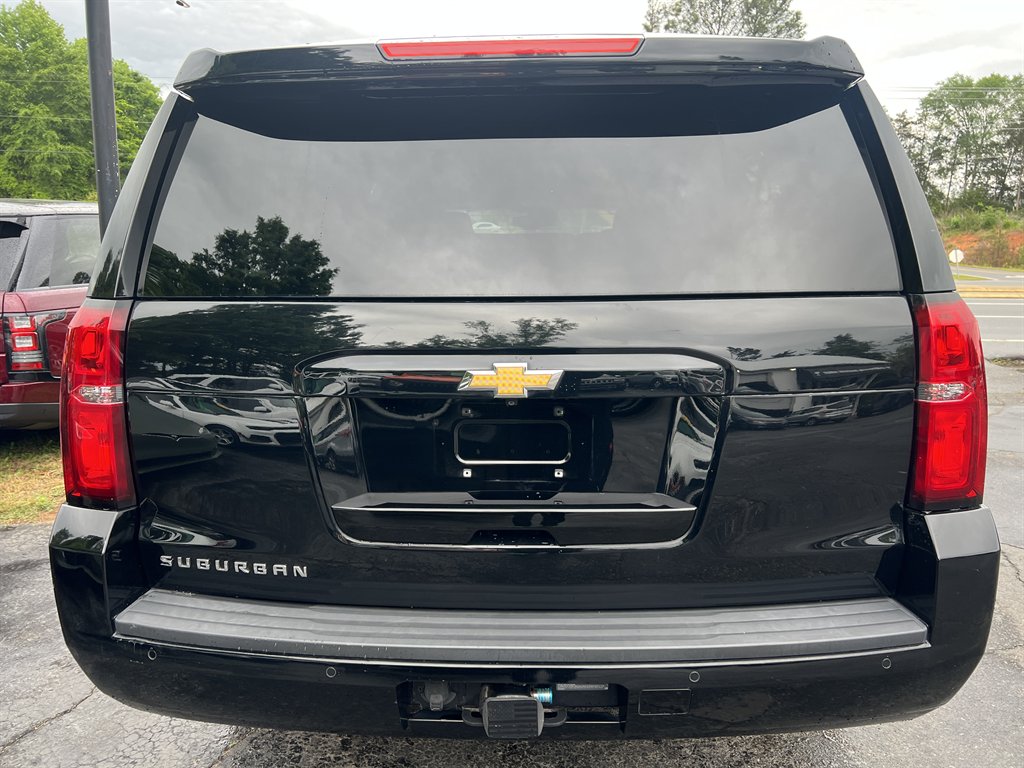 2019 Chevrolet Suburban - $24,995