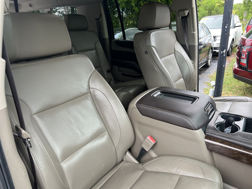 2019 Chevrolet Suburban - $24,995