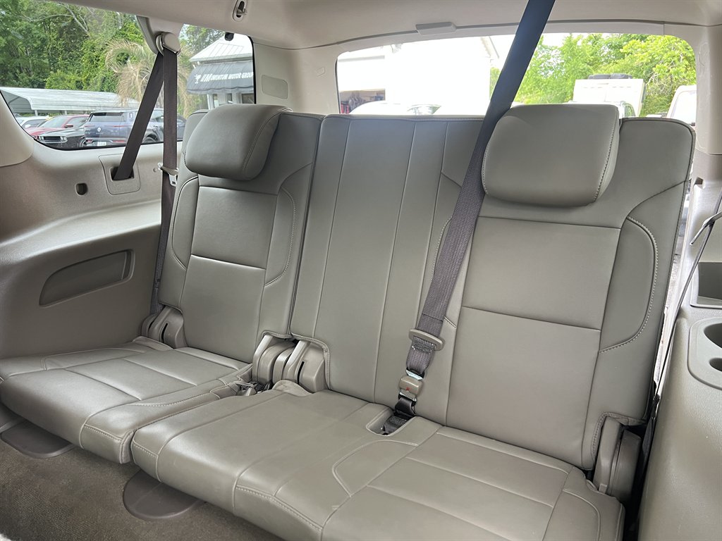 2019 Chevrolet Suburban - $24,995