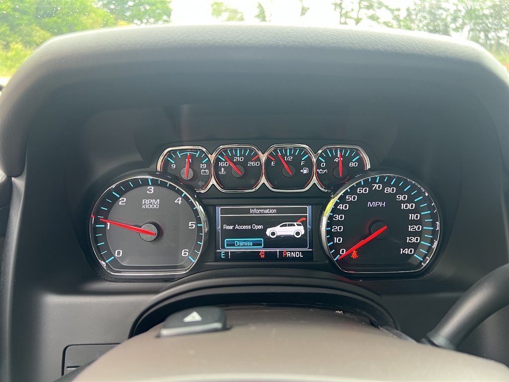 2019 Chevrolet Suburban - $24,995