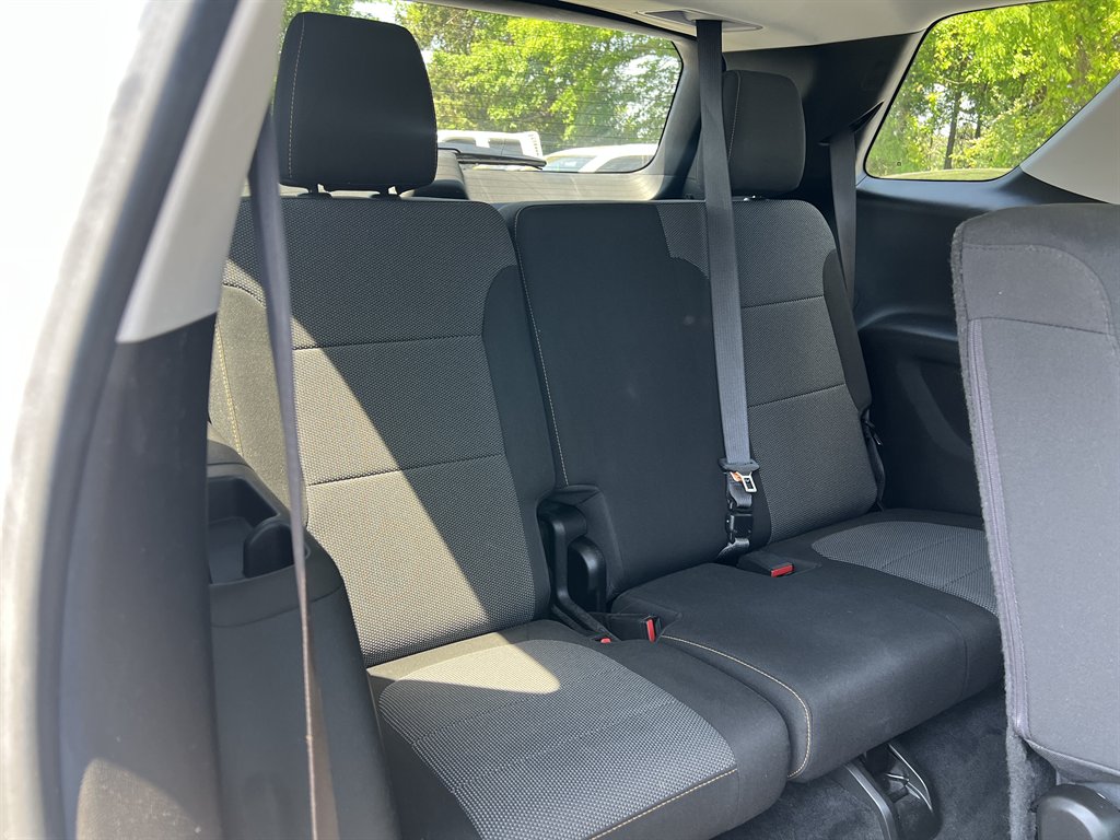 2021 Chevrolet Traverse - $15,995
