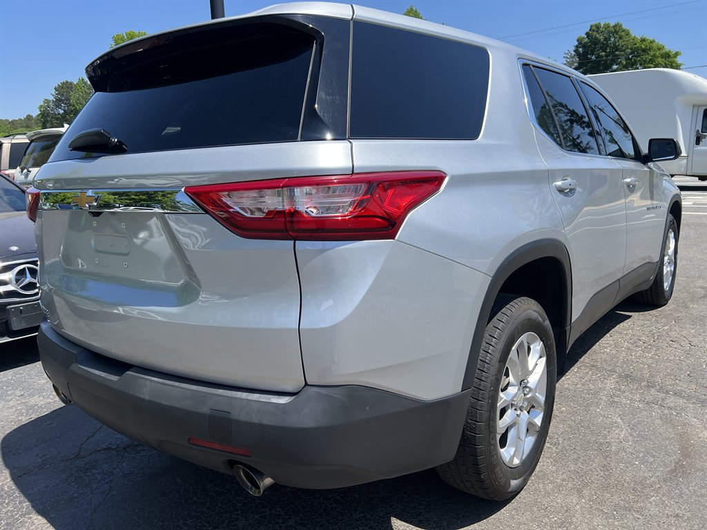 2021 Chevrolet Traverse - $15,995