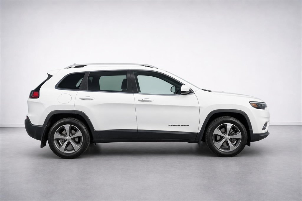 2020 Jeep Cherokee - $13,995