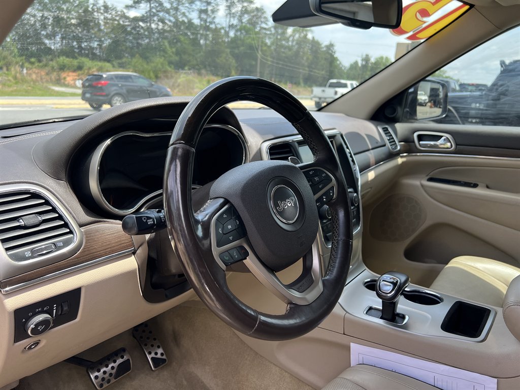 2015 Jeep Cherokee - $14,995