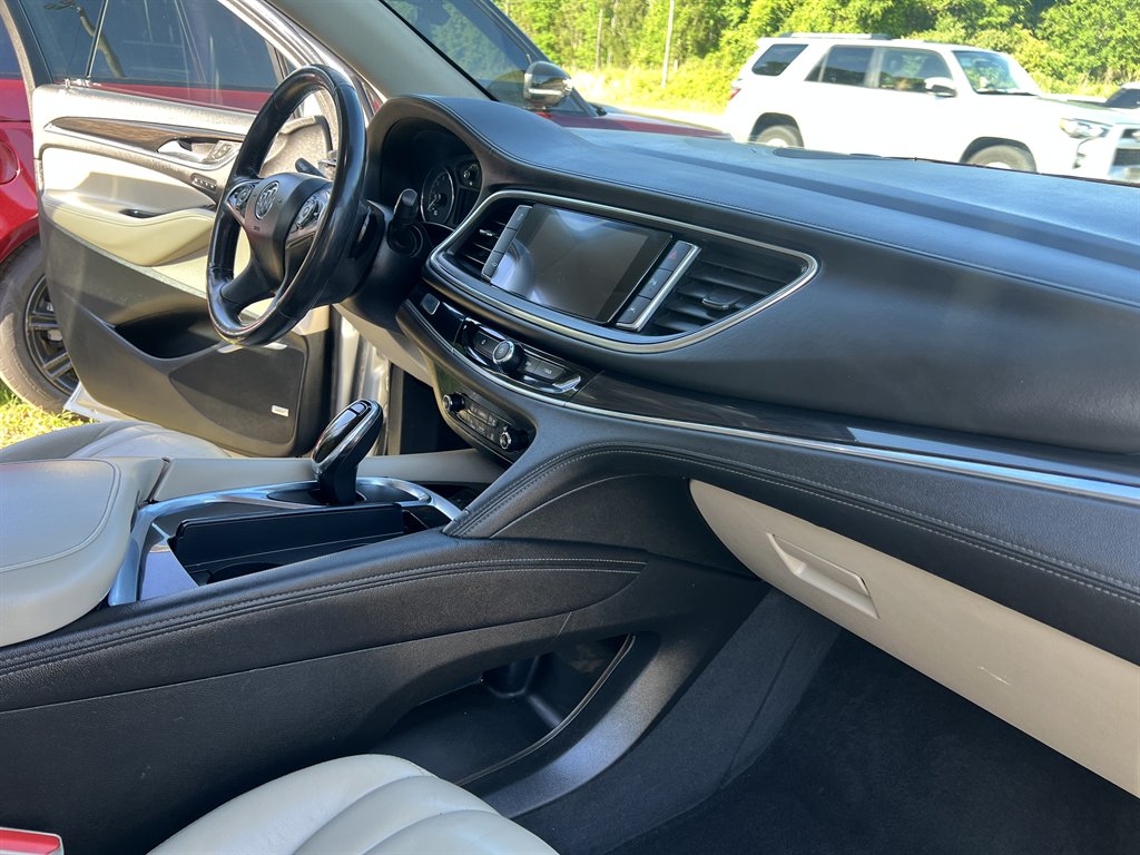 2018 Buick Enclave - $15,500