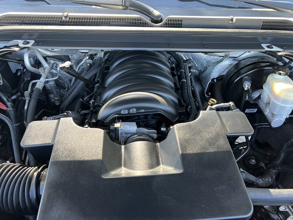 2017 Chevrolet Suburban - $22,600