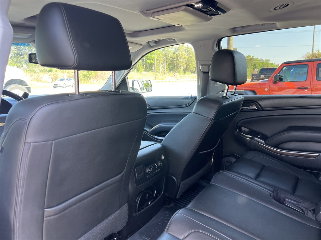 2017 Chevrolet Suburban - $22,600