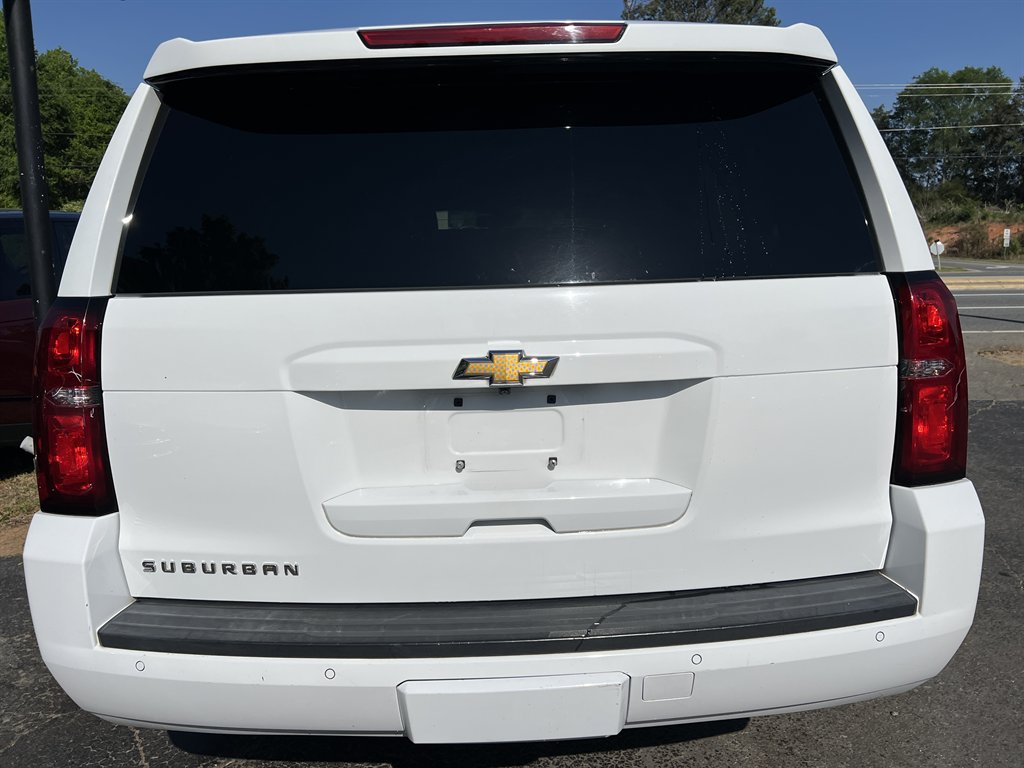 2017 Chevrolet Suburban - $22,600
