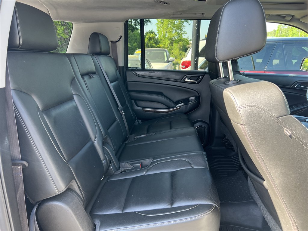 2017 Chevrolet Suburban - $22,600