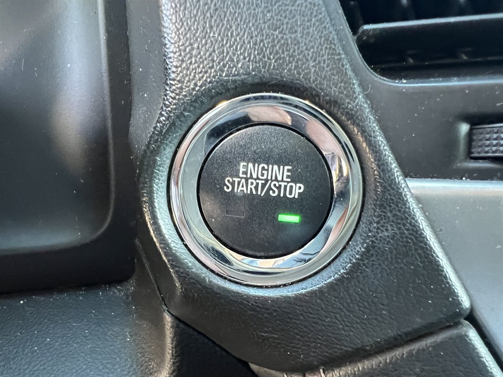 2017 Chevrolet Suburban - $22,600
