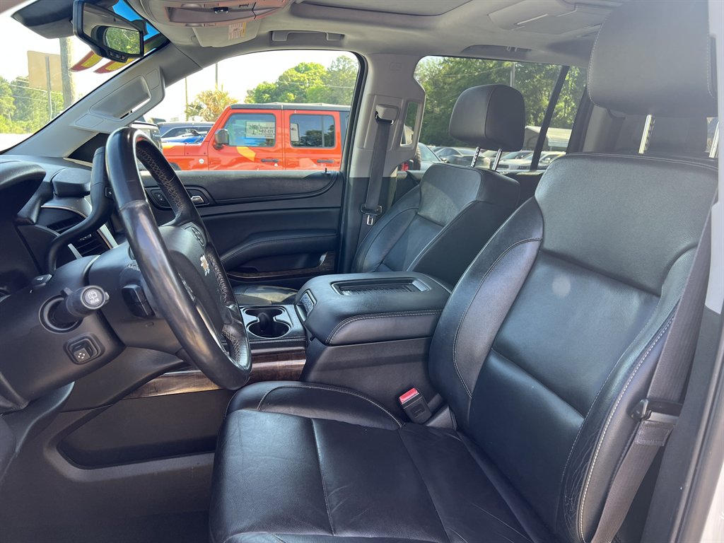 2017 Chevrolet Suburban - $22,600