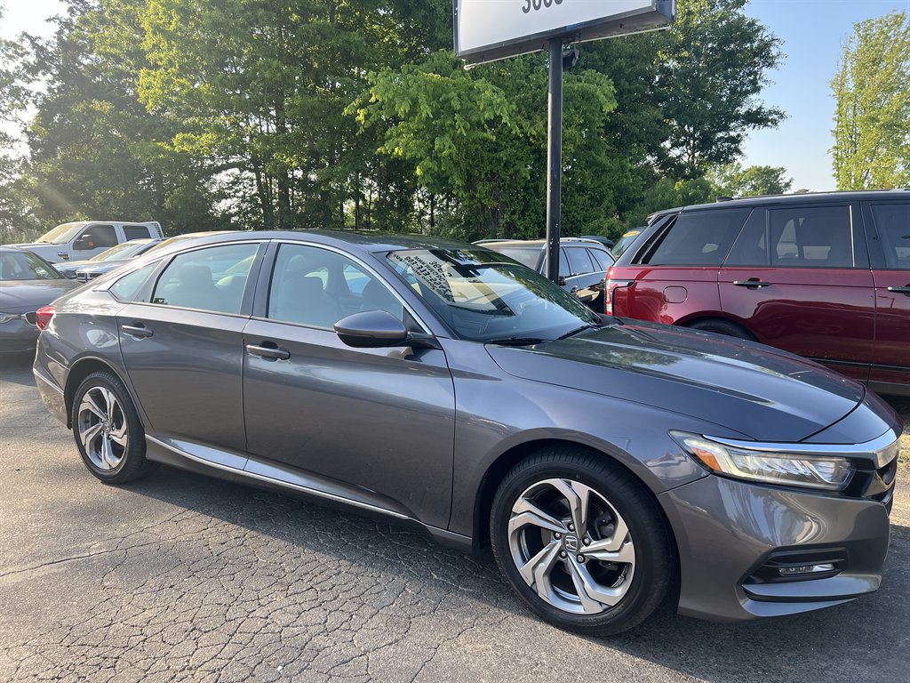 2018 Honda Accord - $16,995