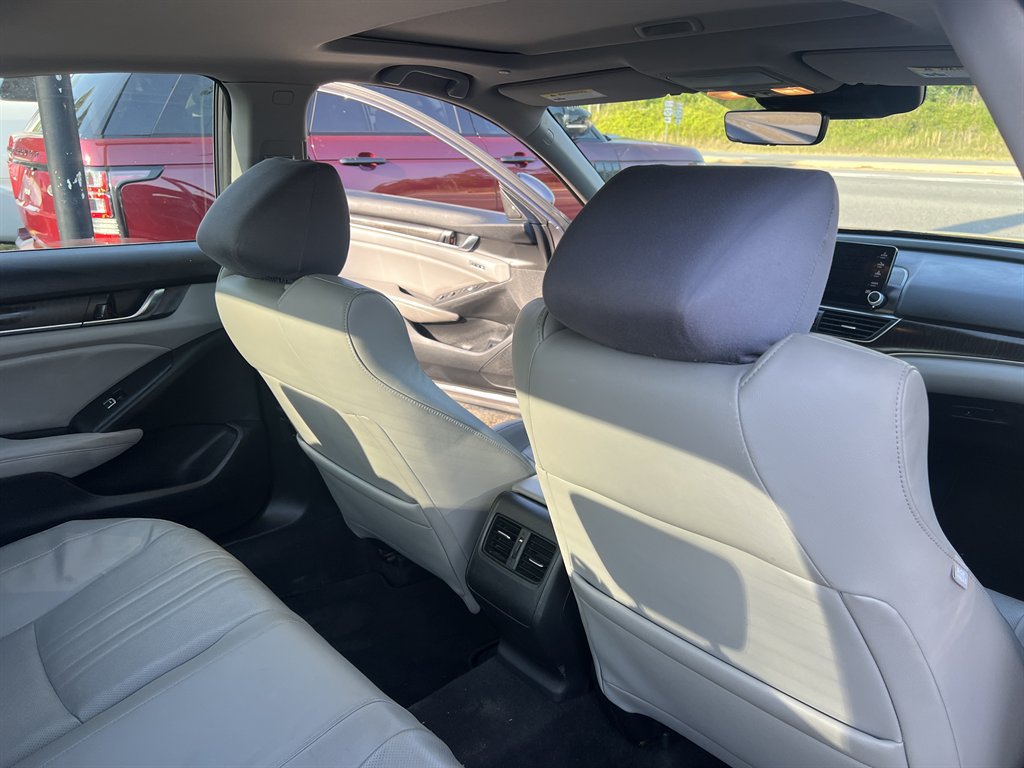 2018 Honda Accord - $16,995