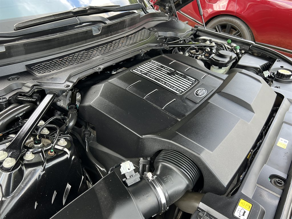 2016 Land Rover Range Rover - $20,995