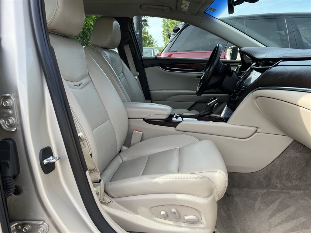 2016 Cadillac XTS - $18,995