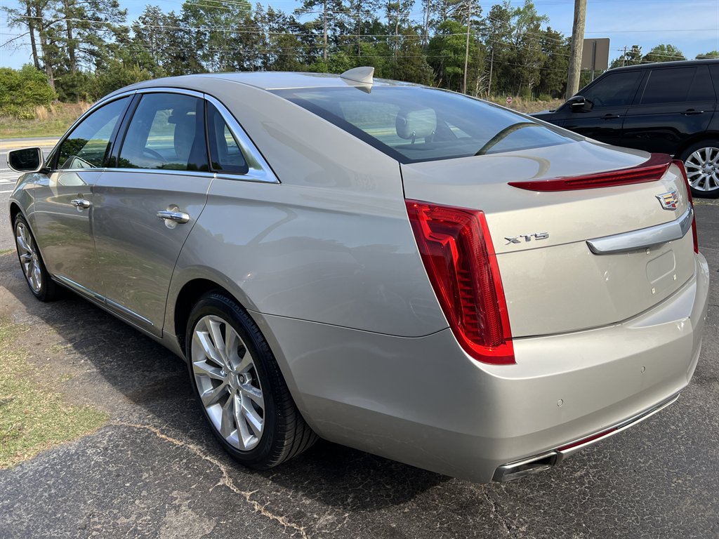 2016 Cadillac XTS - $18,995