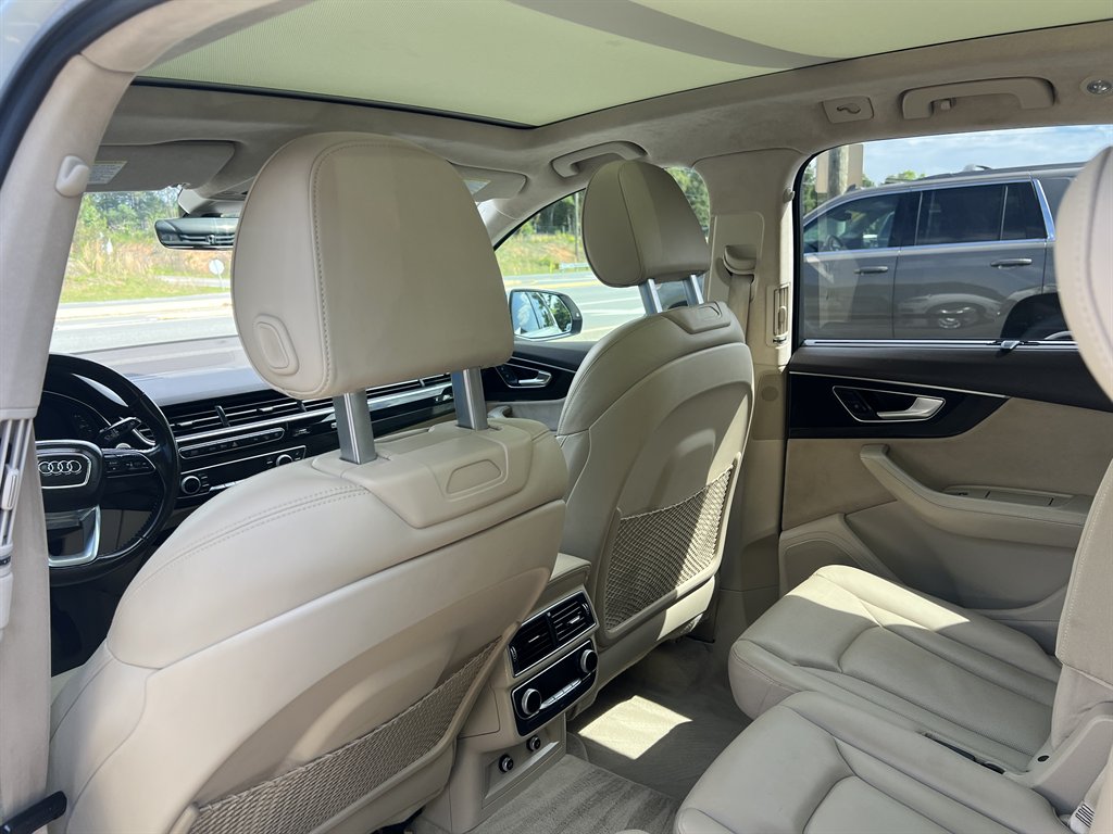 2018 Audi Q7 - $19,995