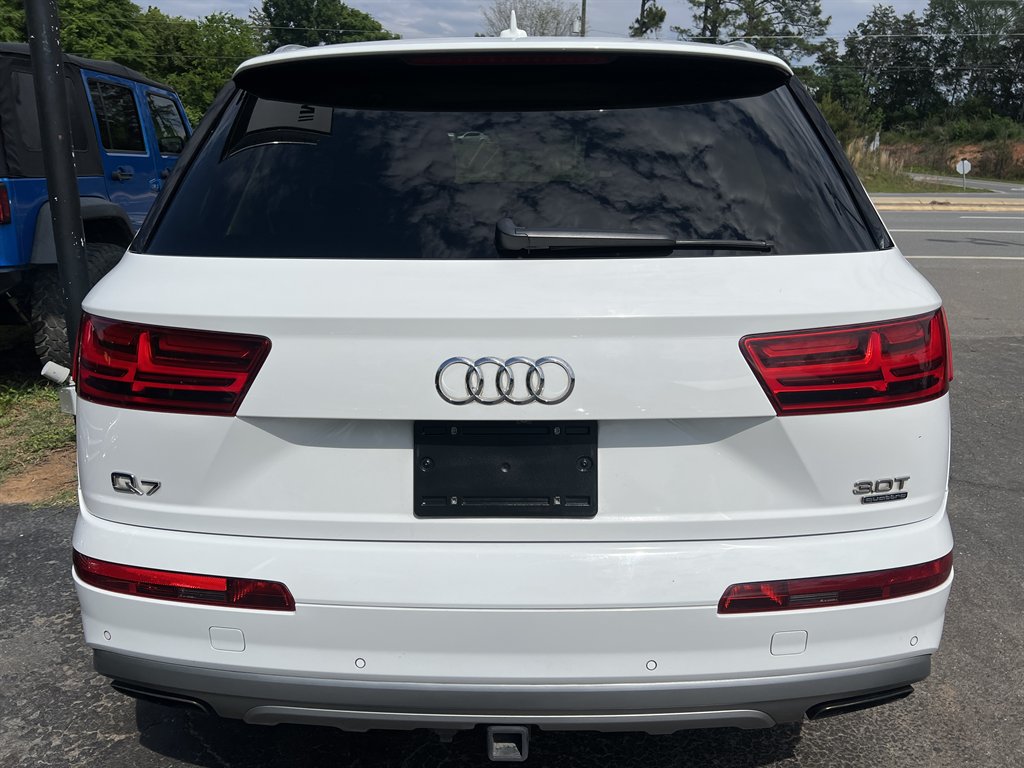 2018 Audi Q7 - $19,995