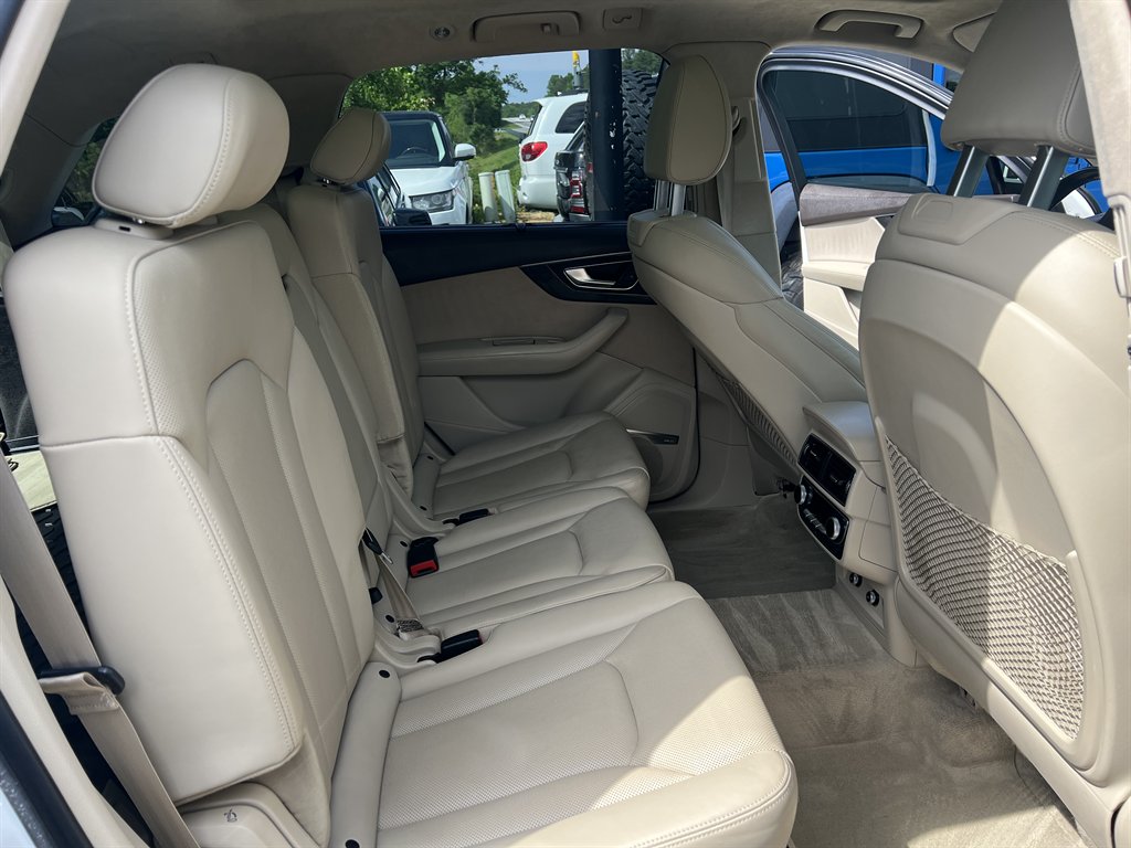 2018 Audi Q7 - $19,995