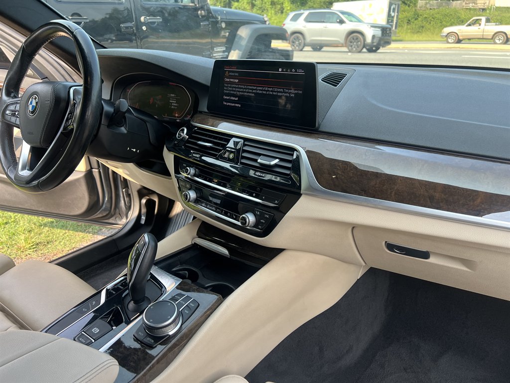2020 BMW 530i - $22,995