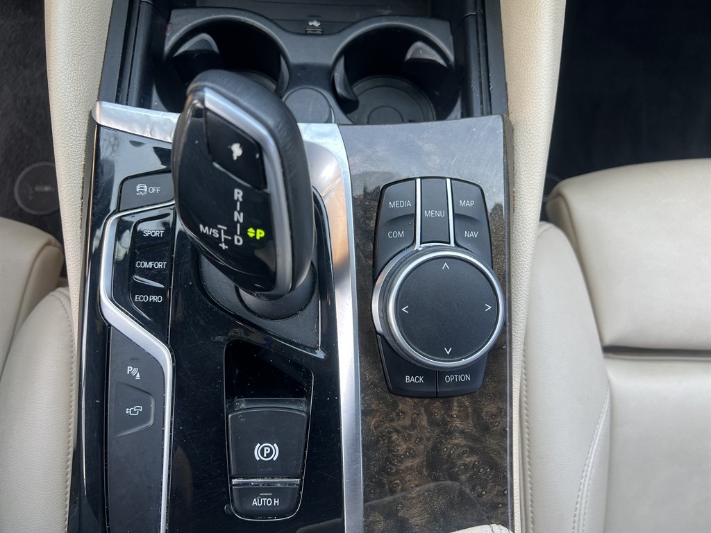 2020 BMW 530i - $22,995