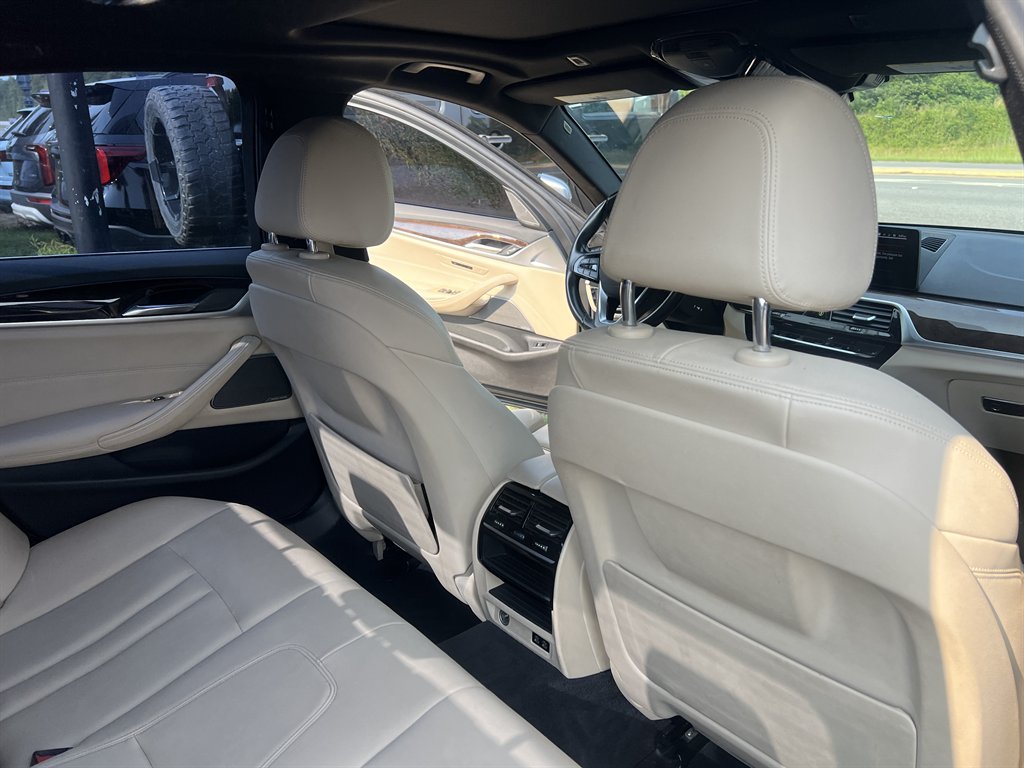 2020 BMW 530i - $22,995