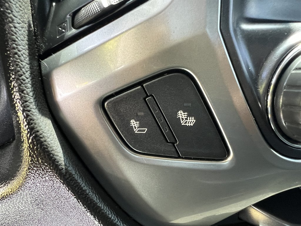 2017 Chevrolet Silverado 1500 - $17,995