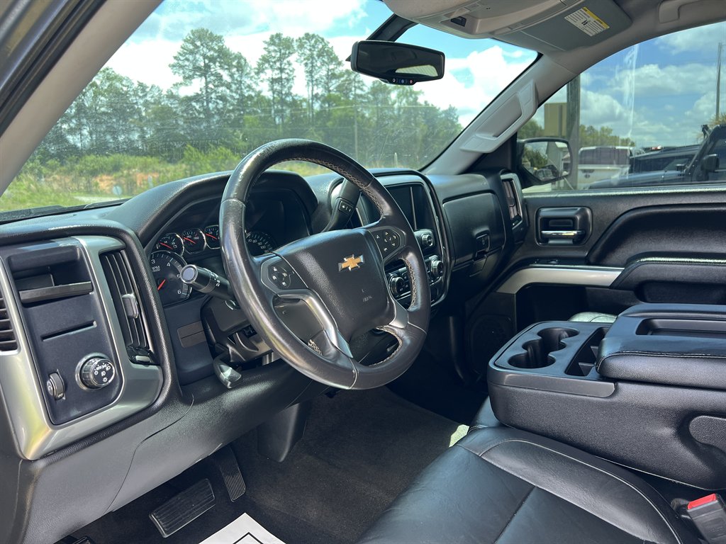 2017 Chevrolet Silverado 1500 - $17,995