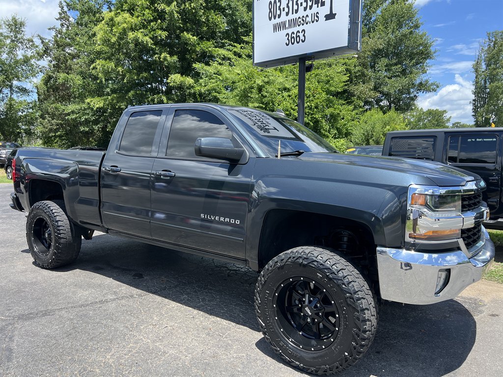 2017 Chevrolet Silverado 1500 - $17,995