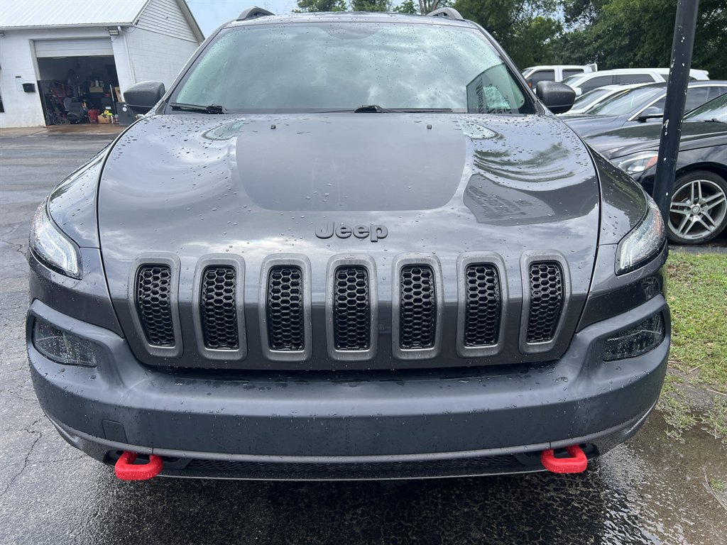 2017 Jeep Cherokee - $16,995