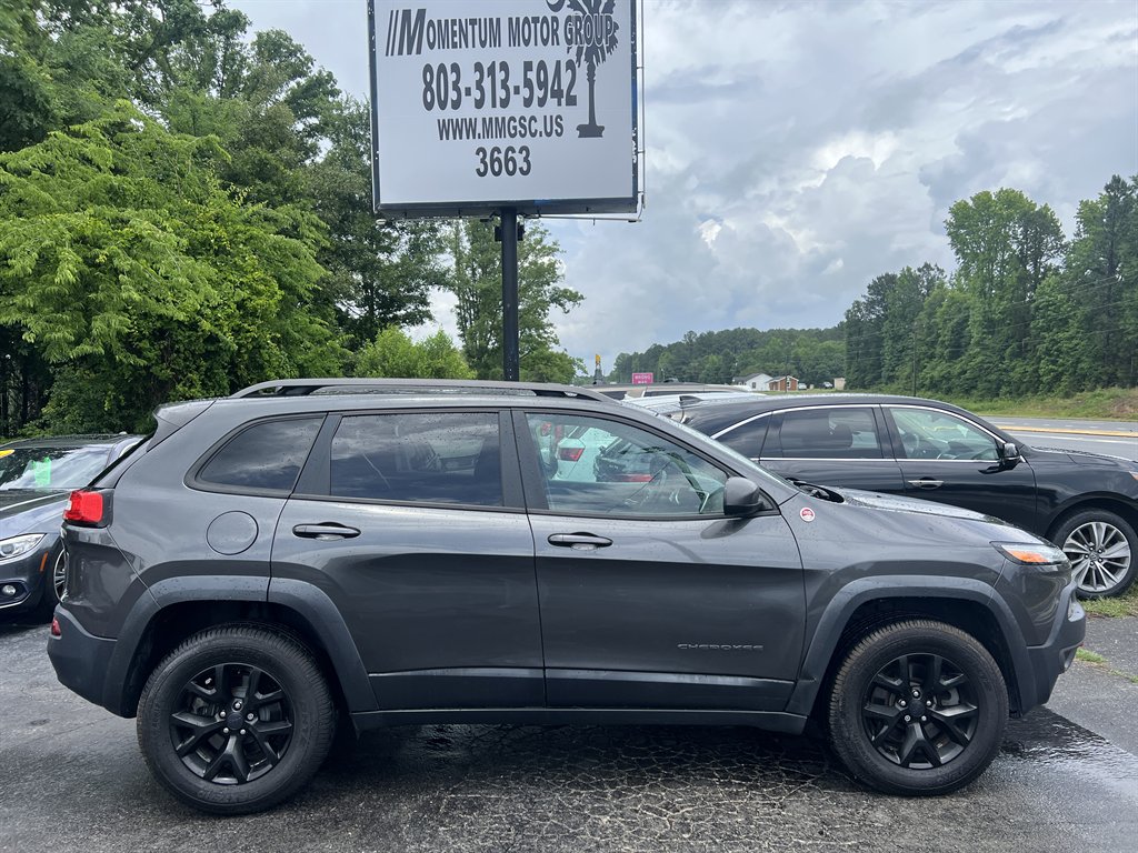 2017 Jeep Cherokee - $16,995