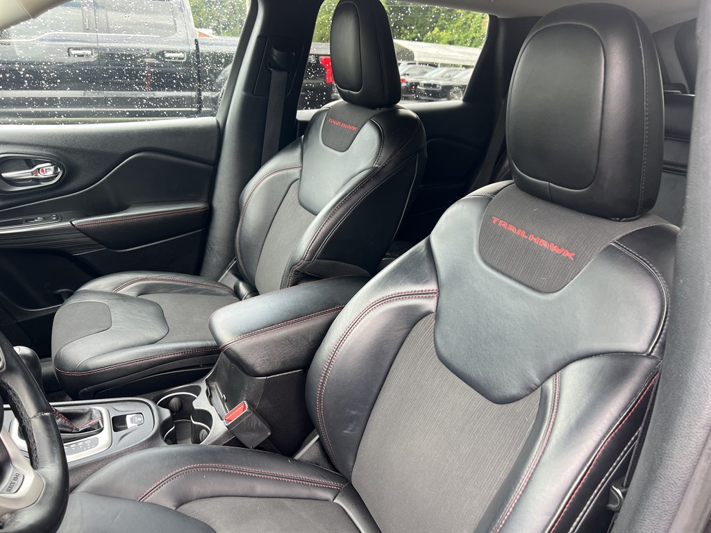 2017 Jeep Cherokee - $16,995