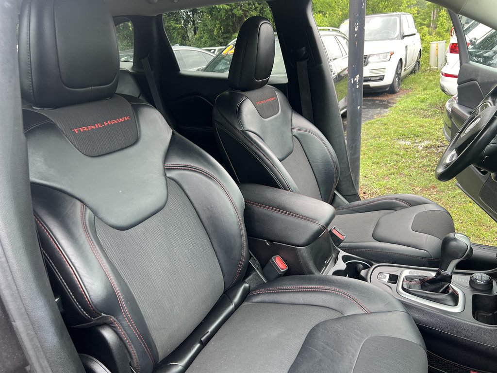 2017 Jeep Cherokee - $16,995
