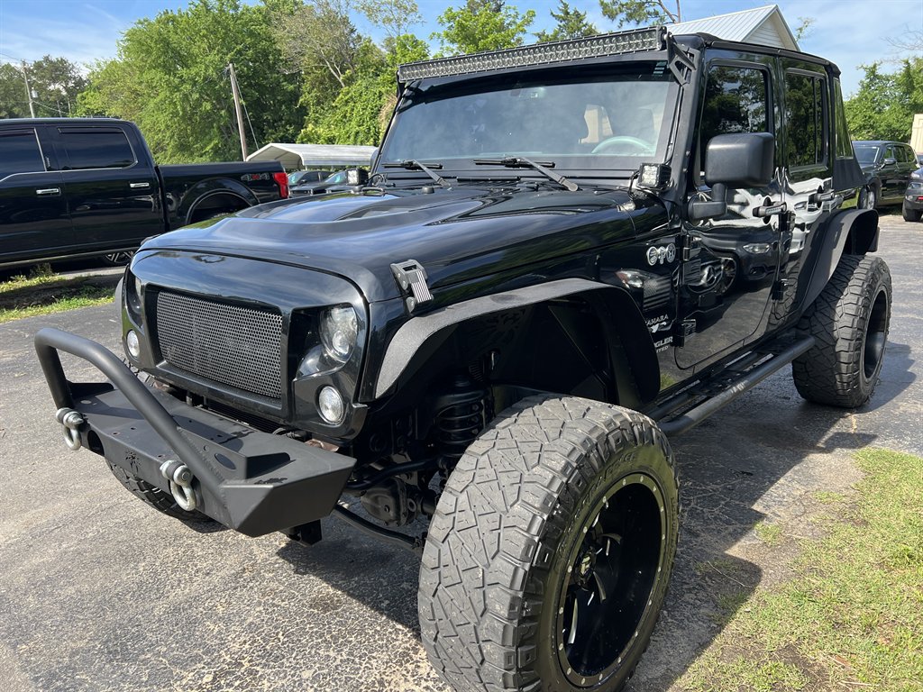 2017 Jeep Wrangler - $27,995