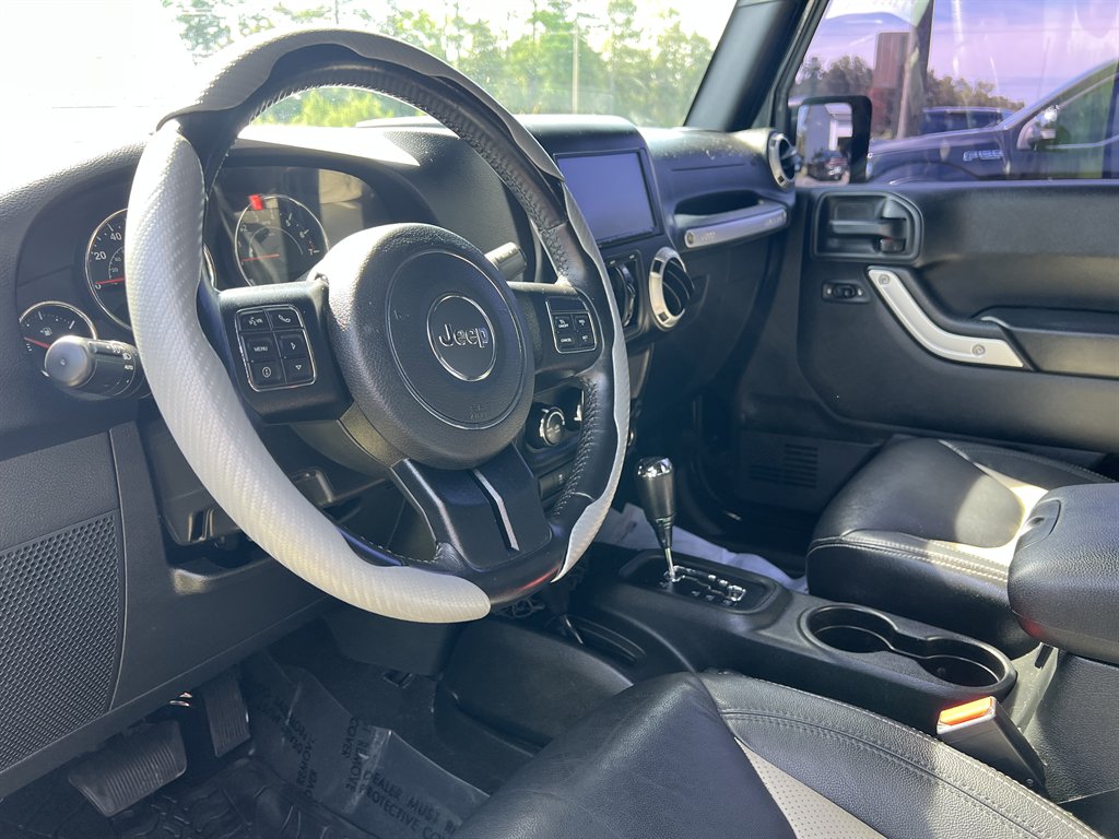 2017 Jeep Wrangler - $27,995