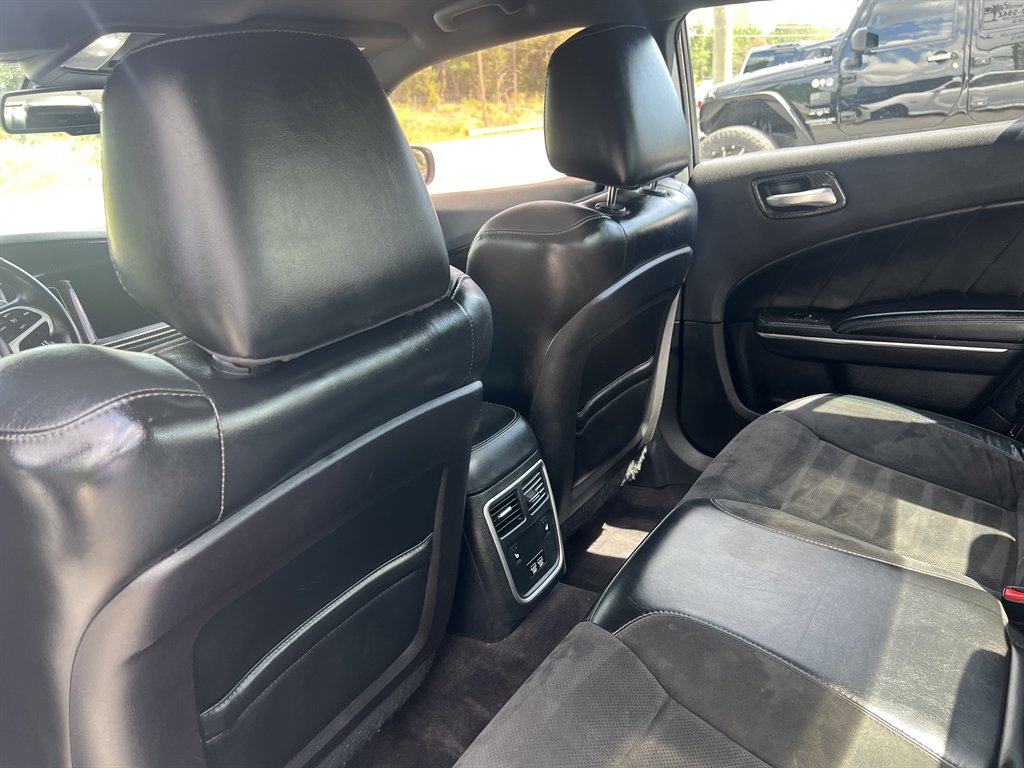 2016 Dodge Charger - $24,995