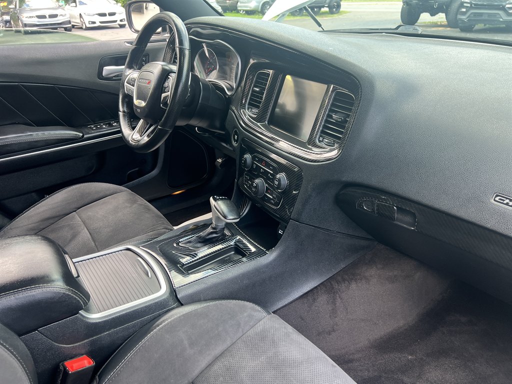 2016 Dodge Charger - $24,995